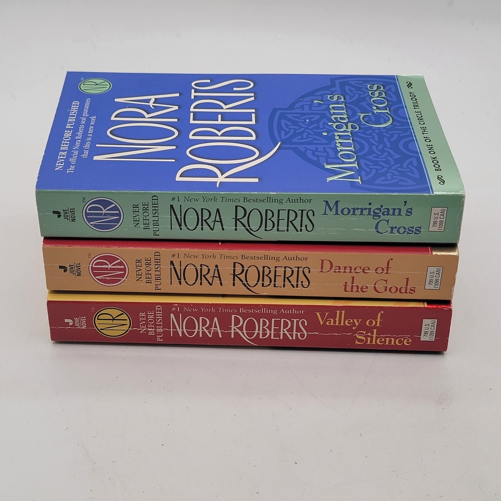 Nora Roberts The Circle Trilogy Paperback 1st Printing Morrigan's Cross Set EX